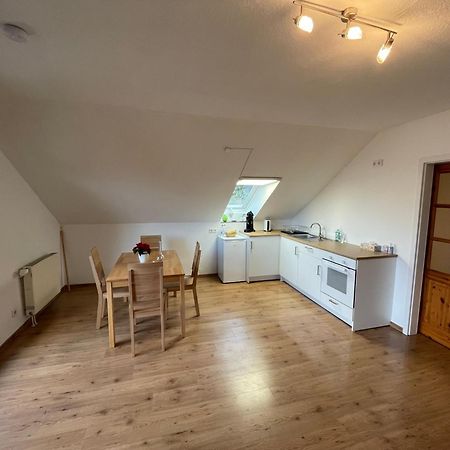 Ferienwohnung An Der Romantischen Strasse Direkt A3 Und A81 Eisingen  Экстерьер фото